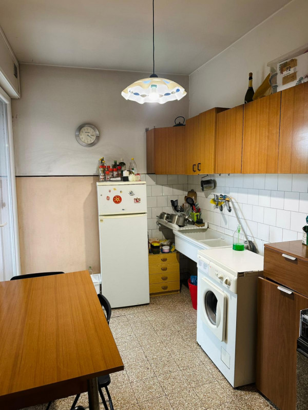 PRATO DELLA VALLE Classe F, EPgl,nren 220,30 KWh/mq anno
In residence con ampio verde condominial...