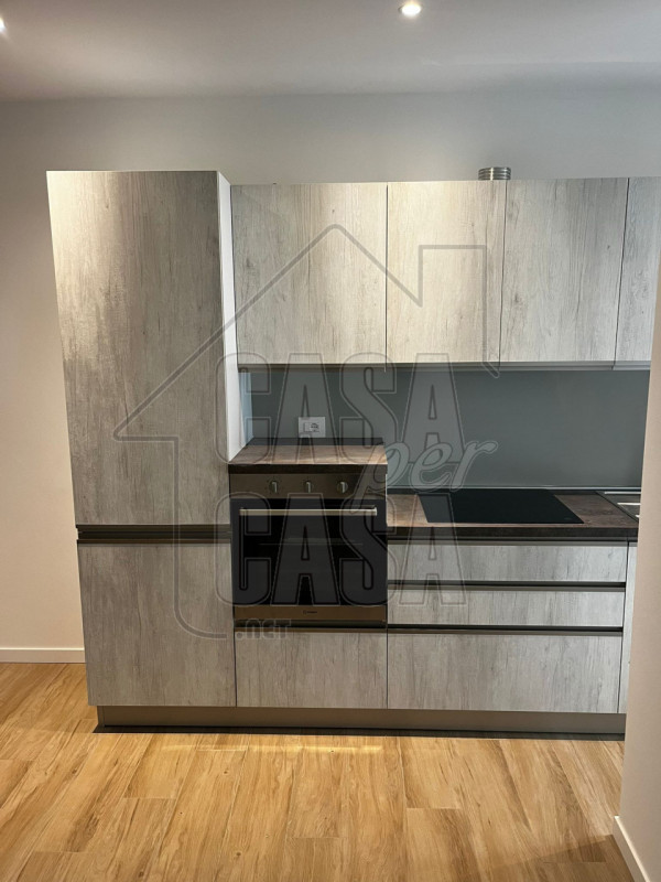 Rif. PDMAZZ  per info   Marilena 327 7153302

Centro – Piazza Mazzini | Appartamento ristrutturat...