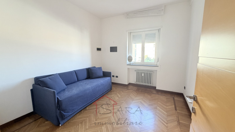 CENTRO STORICO – AMPIO 2 CAMERE RISTRUTTURATO CON TERRAZZO ABITABILE E VISTA SULLA PIAZZA

Nel cu...