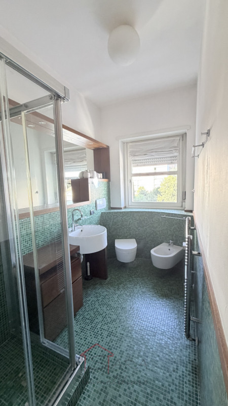 CENTRO STORICO – AMPIO 2 CAMERE RISTRUTTURATO CON TERRAZZO ABITABILE E VISTA SULLA PIAZZA

Nel cu...