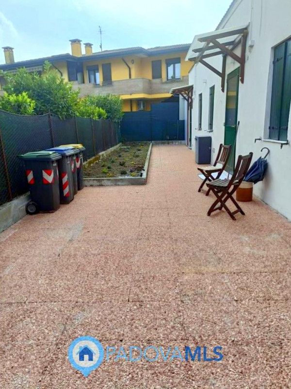 Immobile in esclusiva al Gruppo Padova MLS

Padova zona Crocefisso: proponiamo casa singola inter...