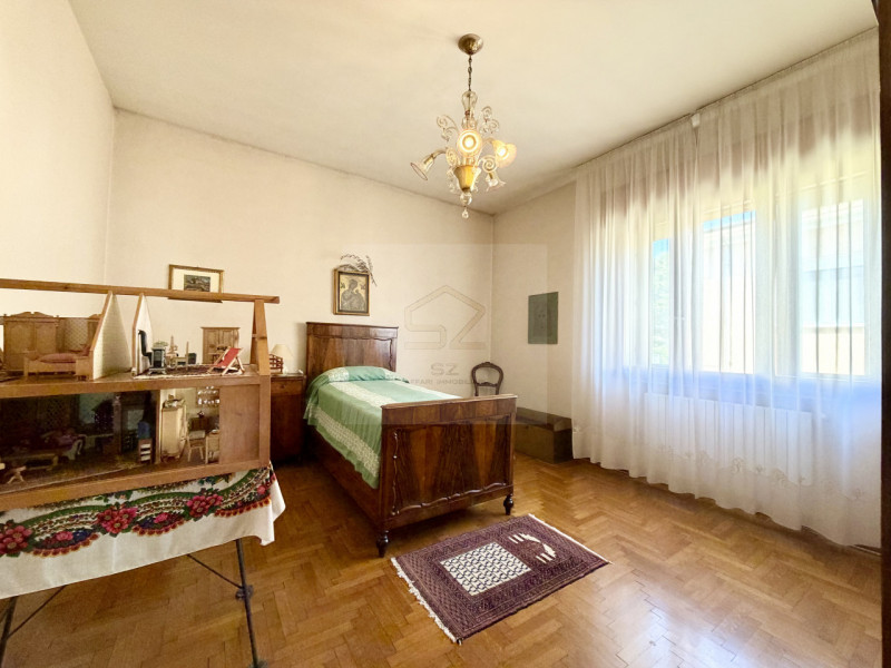 PADOVA - BRUSEGANA 

CASA SINGOLA CARATTERIZZATA DA AMPI SPAZI INTERNI,  3 CAMERE + STUDIO AMPIA ...