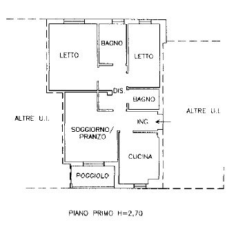 Proponiamo in vendita un ampio e luminoso appartamento quadrilocale di circa 100 mq situato nella...