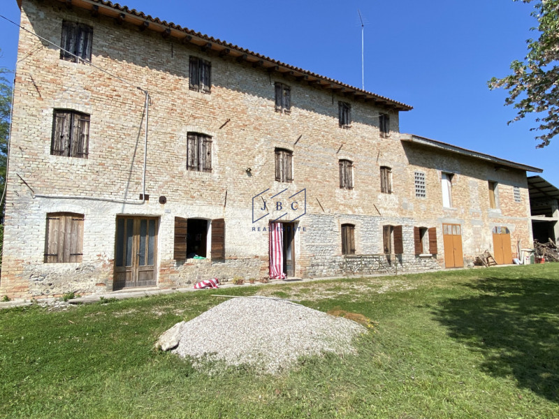 TEMPIO DI ORMELLE - (Treviso)

Proponiamo in vendita un affascinante rustico da ristrutturare dei...