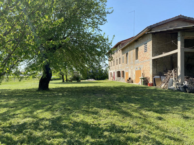 TEMPIO DI ORMELLE - (Treviso)

Proponiamo in vendita un affascinante rustico da ristrutturare dei...