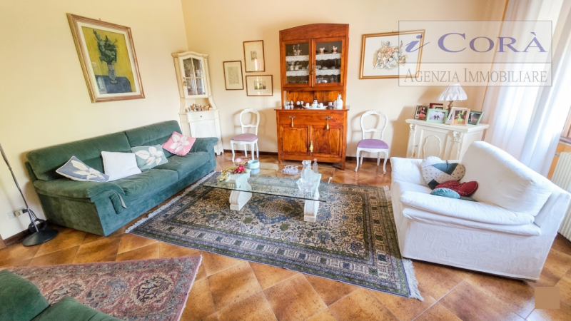 Feriole di Teolo, Bifamiliare completamente autonoma con accessi indipendenti, sviluppata su live...