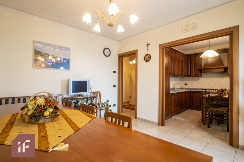 MURELLE - VILLANOVA DI CAMPOSAMPIERO: Villa singola completamente ristrutturata nel 2005 e parzia...