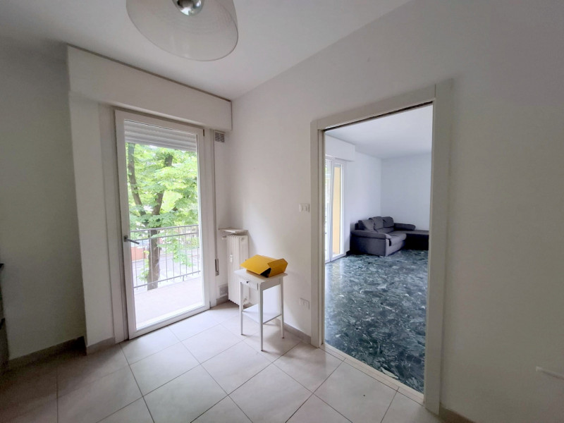 AMPIO 4 CAMERE RISTRUTTURATO A SACRA FAMIGLIA €.335.000 - rif.DOM4954  

Appartamento ristruttura...