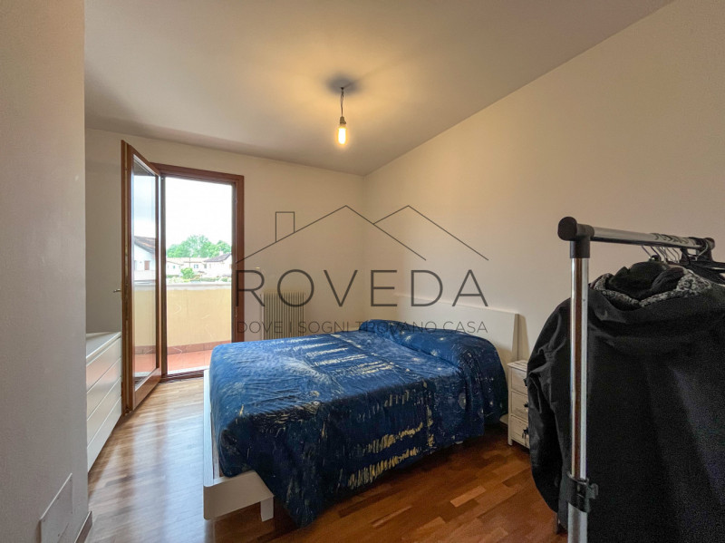 CASIER

RIFERIMENTO: CR24

L'agenzia Roveda Immobiliare ha il piacere di presentarvi, nel cuore d...