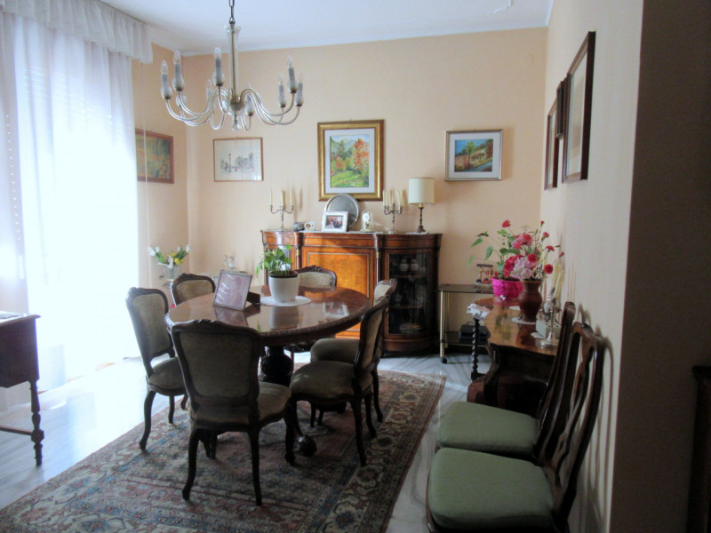 AMPIA VILLA INDIPENDENTE CON GIARDINO E UNITÀ AUTONOMA – SACRA FAMIGLIA / SAN GIOVANNI
€ 630.000 ...