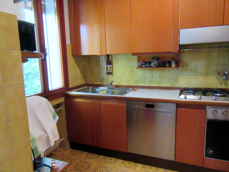 AMPIA VILLA INDIPENDENTE CON GIARDINO E UNITÀ AUTONOMA – SACRA FAMIGLIA / SAN GIOVANNI
€ 630.000 ...