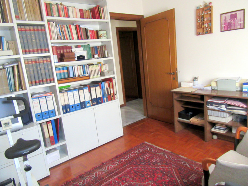 AMPIA VILLA INDIPENDENTE CON GIARDINO E UNITÀ AUTONOMA – SACRA FAMIGLIA / SAN GIOVANNI
€ 630.000 ...