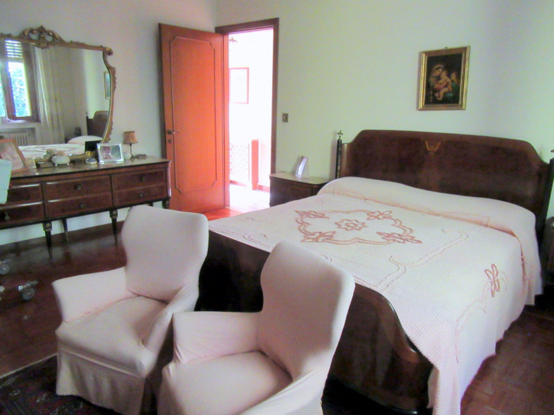 AMPIA VILLA INDIPENDENTE CON GIARDINO E UNITÀ AUTONOMA – SACRA FAMIGLIA / SAN GIOVANNI
€ 630.000 ...