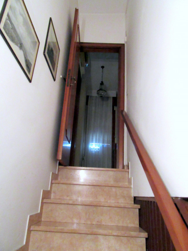 AMPIA VILLA INDIPENDENTE CON GIARDINO E UNITÀ AUTONOMA – SACRA FAMIGLIA / SAN GIOVANNI
€ 630.000 ...