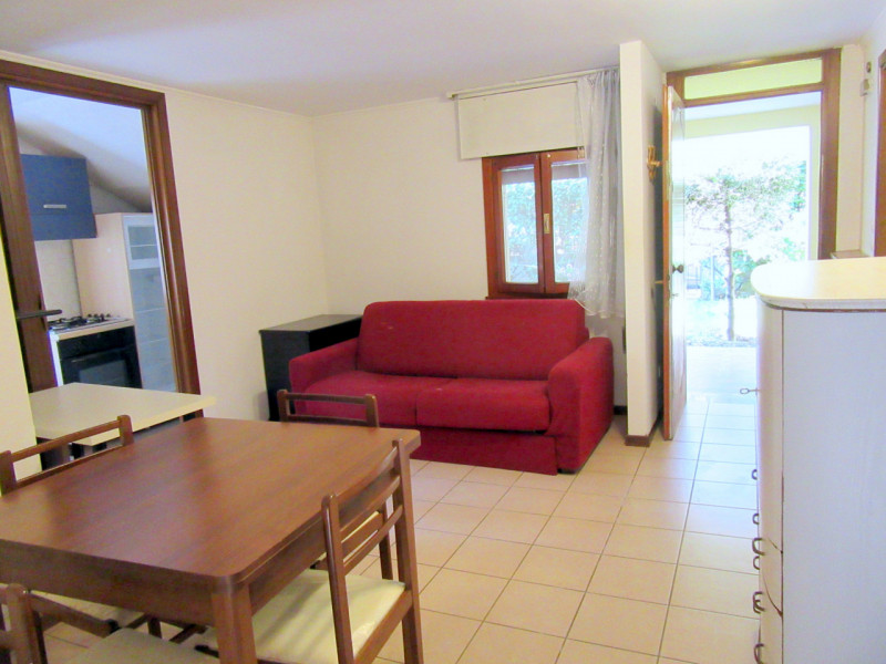 AMPIA VILLA INDIPENDENTE CON GIARDINO E UNITÀ AUTONOMA – SACRA FAMIGLIA / SAN GIOVANNI
€ 630.000 ...