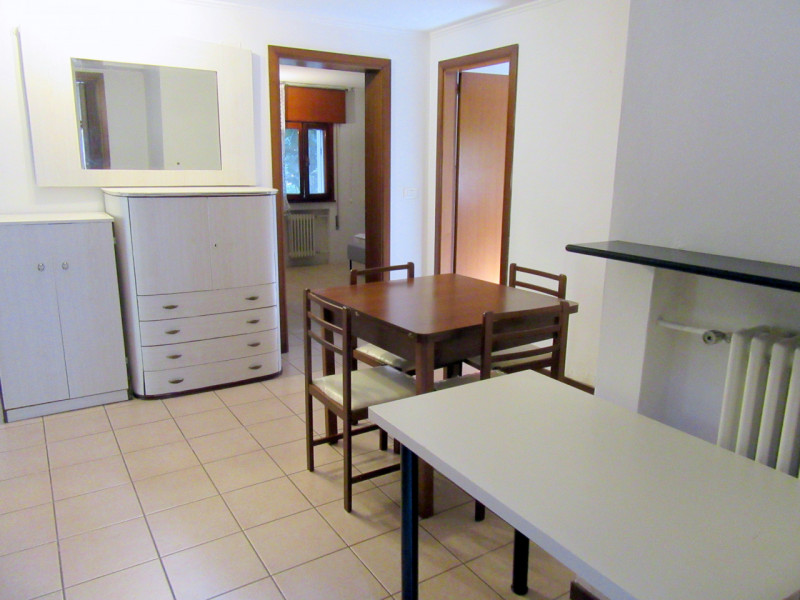 AMPIA VILLA INDIPENDENTE CON GIARDINO E UNITÀ AUTONOMA – SACRA FAMIGLIA / SAN GIOVANNI
€ 630.000 ...