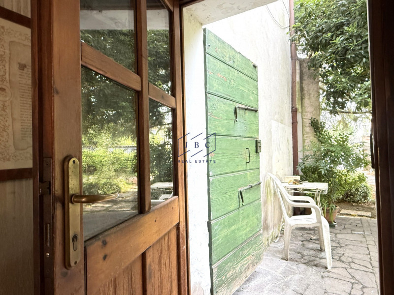 Ormelle - (Treviso)
 
Proponiamo in esclusiva nel centro di Ormelle casa bifamiliare, costruita n...