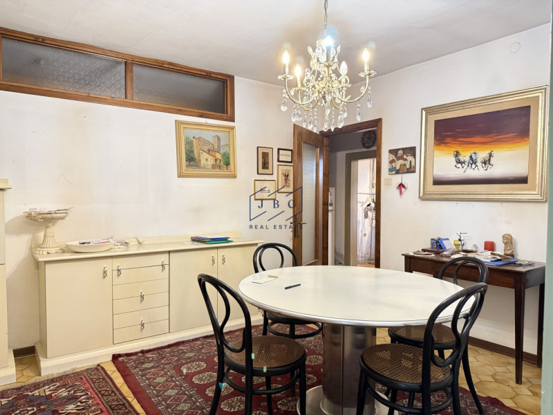 Ormelle - (Treviso)
 
Proponiamo in esclusiva nel centro di Ormelle casa bifamiliare, costruita n...