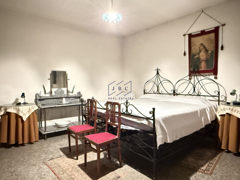 Ormelle - (Treviso)
 
Proponiamo in esclusiva nel centro di Ormelle casa bifamiliare, costruita n...