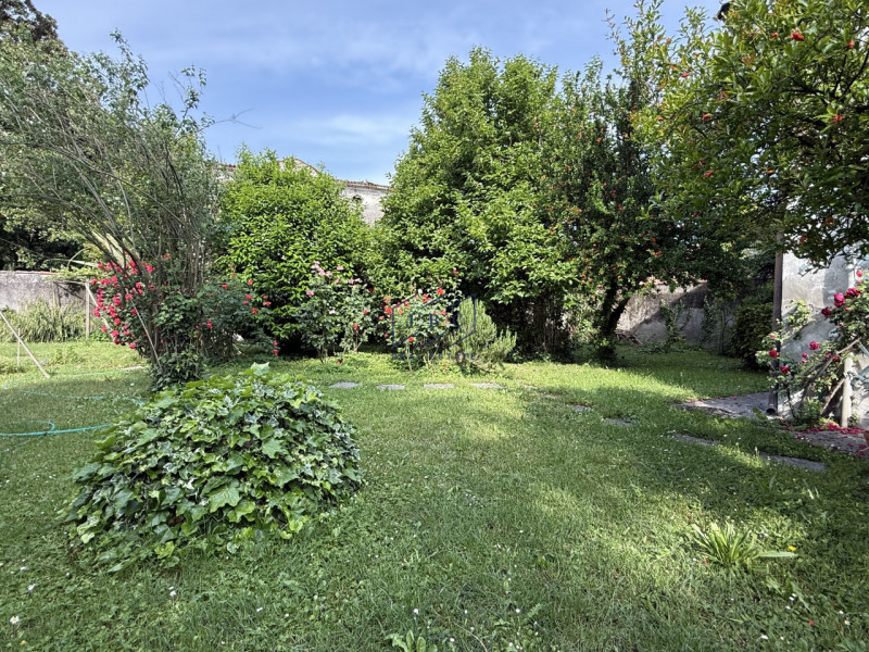 Ormelle - (Treviso)
 
Proponiamo in esclusiva nel centro di Ormelle casa bifamiliare, costruita n...