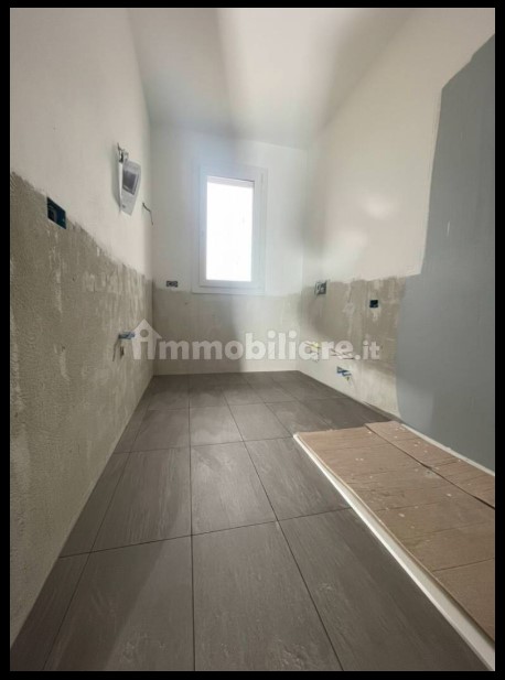 Bosco nuova porzione su due livelli con giardino

Nel cuore del tranquillo quartiere residenziale...