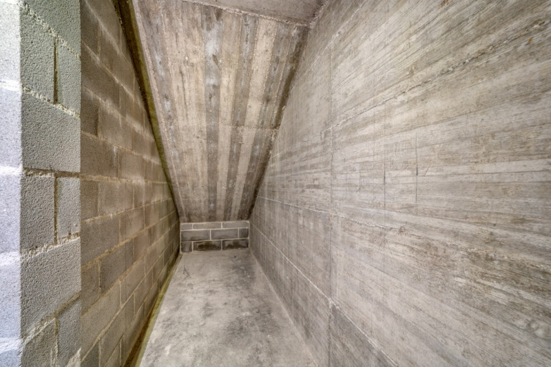 In vendita a Padova, nel cuore della tranquilla e residenziale zona Cave, proponiamo uno splendid...