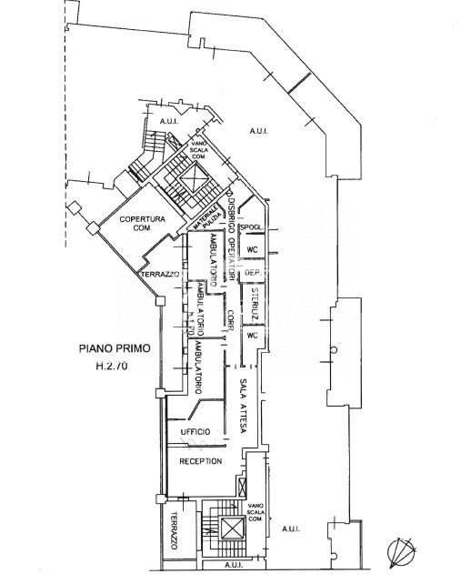 VIALE DELLA PACE - Proponiamo in vendita in una delle zone di forte passaggio, un ufficio di 165m...