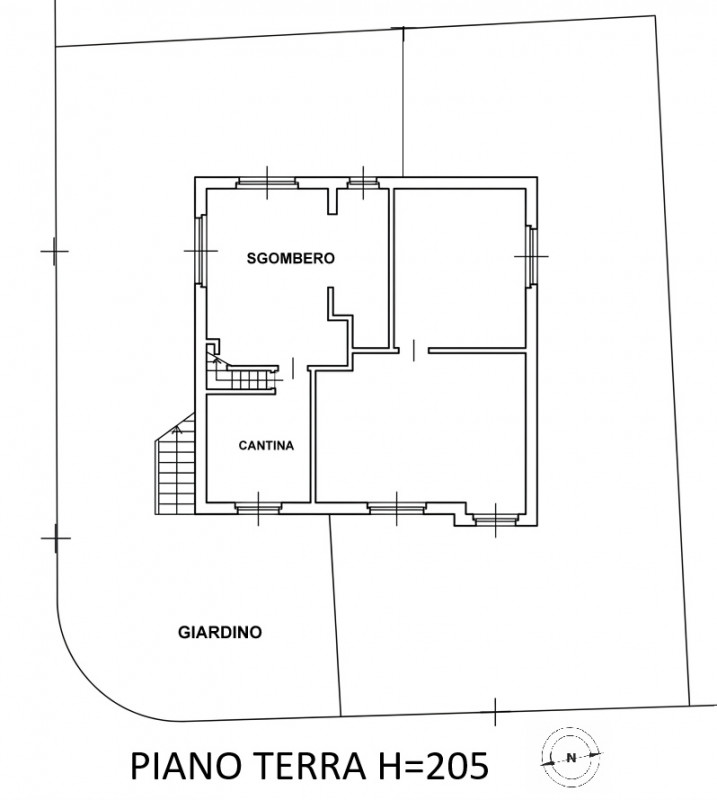PORZIONE DI BIFAMILIARE CON GIARDINO – ARCELLA/S.BELLINO

In posizione tranquilla e ben servita, ...