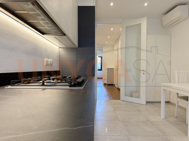 PADOVA - Proponiamo in vendita un appartamento completamente ristrutturato nel 2018/2019, frutto ...