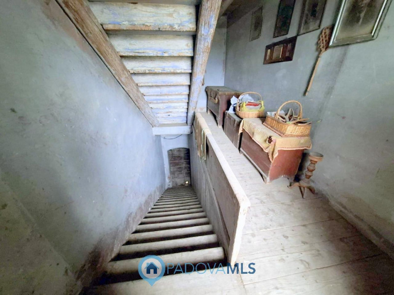 Immobile in esclusiva al Gruppo Padova MLS
ROVOLON - Bastia
In una posizione residenziale privile...