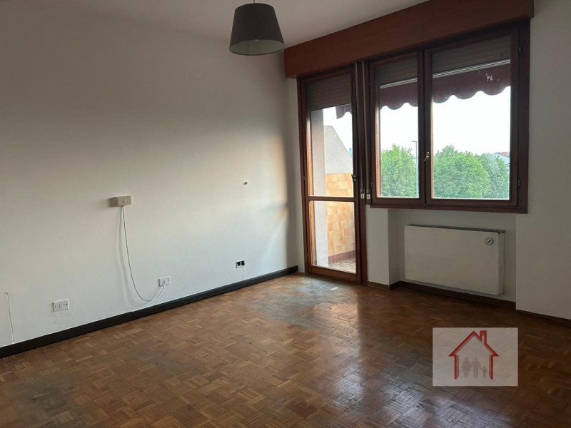 Rif.: PA241 Per informazioni Paolo 3488545745
Trevignano (Frazione) 

L'Agenzia Immobiliare Luxor...