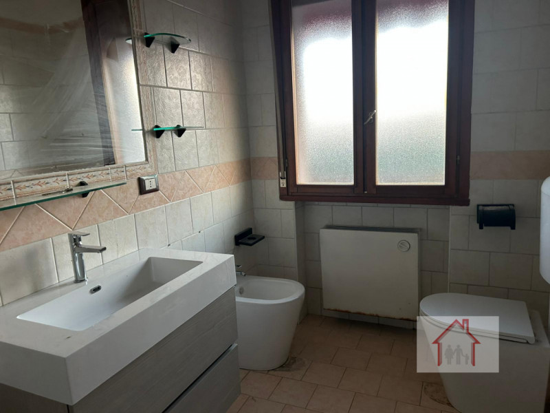 Rif.: PA241 Per informazioni Paolo 3488545745
Trevignano (Frazione) 

L'Agenzia Immobiliare Luxor...