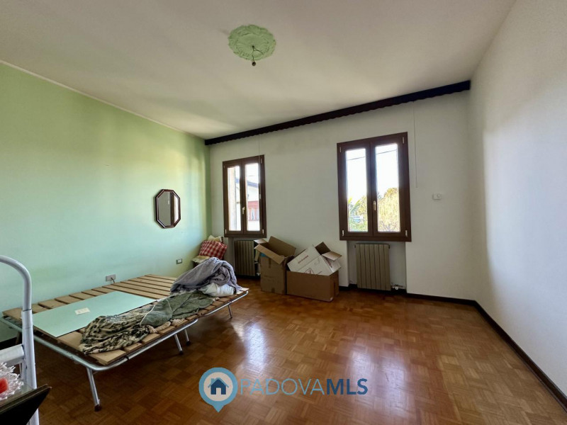 Immobile in esclusiva al Gruppo Padova MLS


Proponiamo in vendita villa indipendente dal grande ...