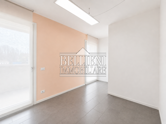 VIALE DELLA PACE - Proponiamo in vendita in un contesto residenziale di recente costruzione, un u...