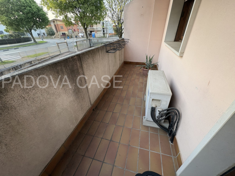 APPARTAMENTO A REDDITO –OPPORTUNITÀ D’INVESTIMENTO

Nel cuore del quartiere San Tommaso ad Albign...