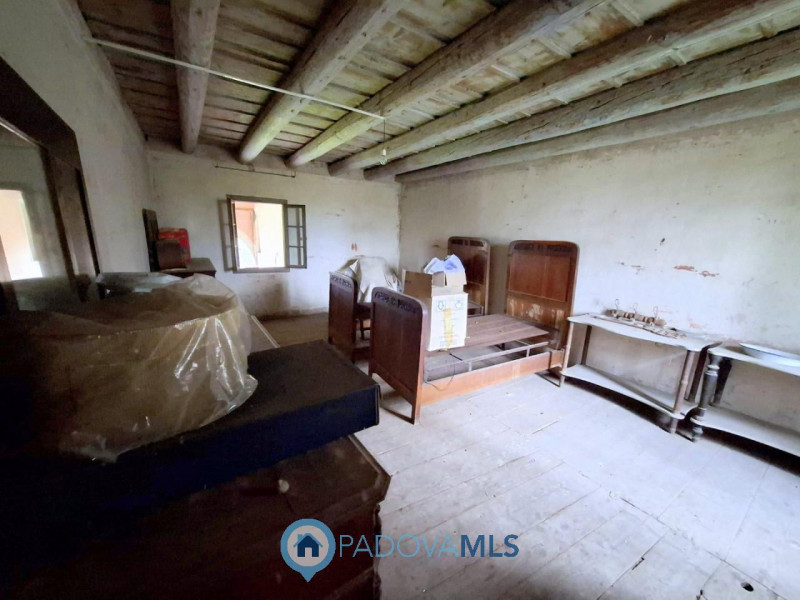 Immobile in esclusiva al Gruppo Padova MLS
ROVOLON - Bastia
In una posizione residenziale privile...