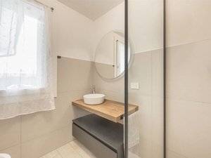 Proponiamo in vendita una splendida casa singola di circa 130 mq nel comune di Vigonza, ideale pe...