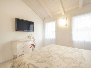 Proponiamo in vendita una splendida casa singola di circa 130 mq nel comune di Vigonza, ideale pe...
