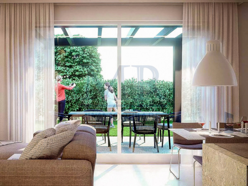 CASALSERUGO - MR195B1
APPARTAMENTO CON GIARDINO - CL. ENERG. "A4" 

In piccola palazzina, vicina ...