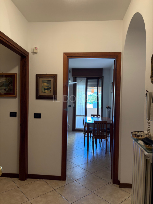 Arcella, in zona servita e tranquilla, all'interno di un contesto molto signorile, ottimo apparta...