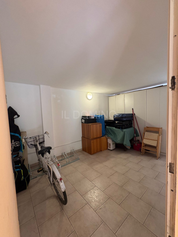 Arcella, in zona servita e tranquilla, all'interno di un contesto molto signorile, ottimo apparta...