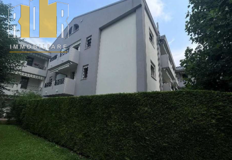 Asta telematica 29.07.2026 ore 15:00

Appartamento al piano terra, un annesso garage al piano pri...