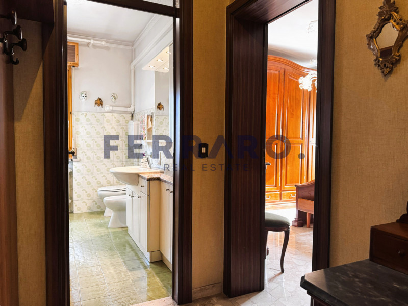 Casier, Dosson. Codice LV1. 

Proponiamo in vendita appartamento trilocale di 110 mq situato al p...