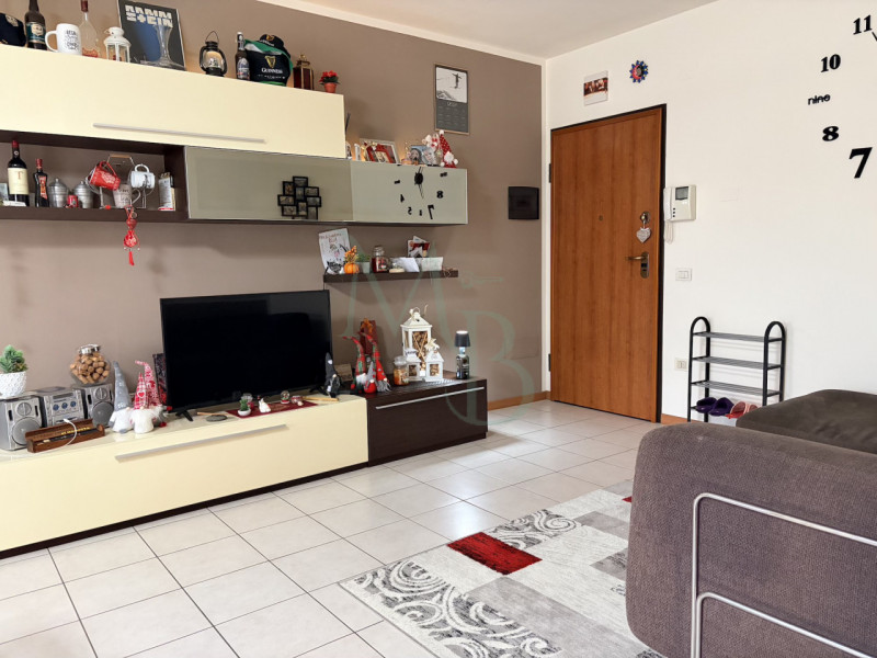 LEGNARO (PD) – Volparo: Immobiliare MB propone in esclusiva un luminoso appartamento trilocale si...