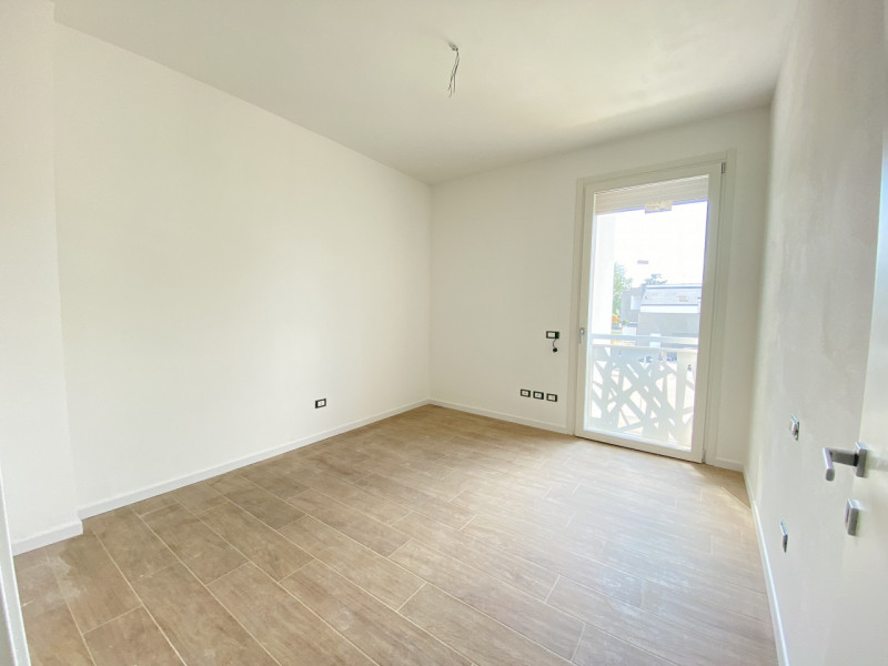 Forcellini Attico con Grandi Terrazzi ultimo piano con ascensore. Finiture signorili Soggiorno an...