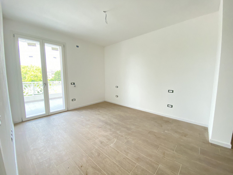 Forcellini Attico con Grandi Terrazzi ultimo piano con ascensore. Finiture signorili Soggiorno an...