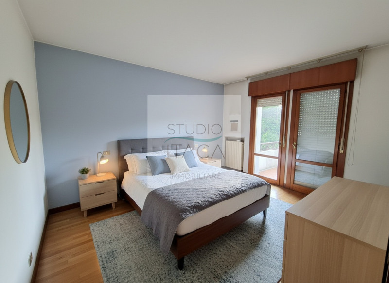 Studio Itaca Immobiliare propone in vendita un immobile situato nel quartiere Forcellini, uno dei...