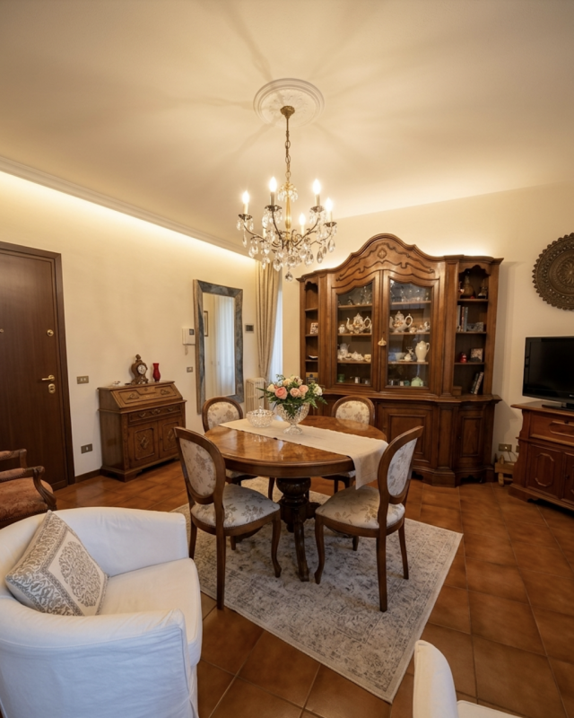 VIGODARZERE, in zona centrale, APPARTAMENTO al piano primo composto da: ingresso, soggiorno con c...