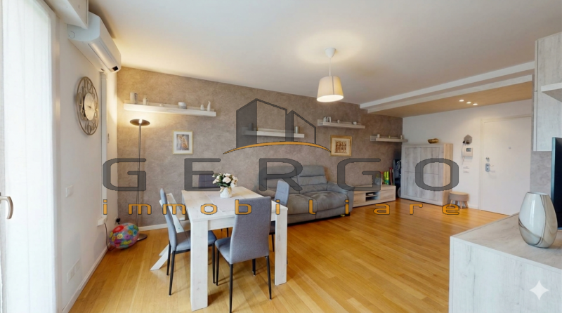 (Per INFO Cristina 3389226442) NON PER STUDENTI. A Padova, vicinanze capolinea sud del tram, con ...