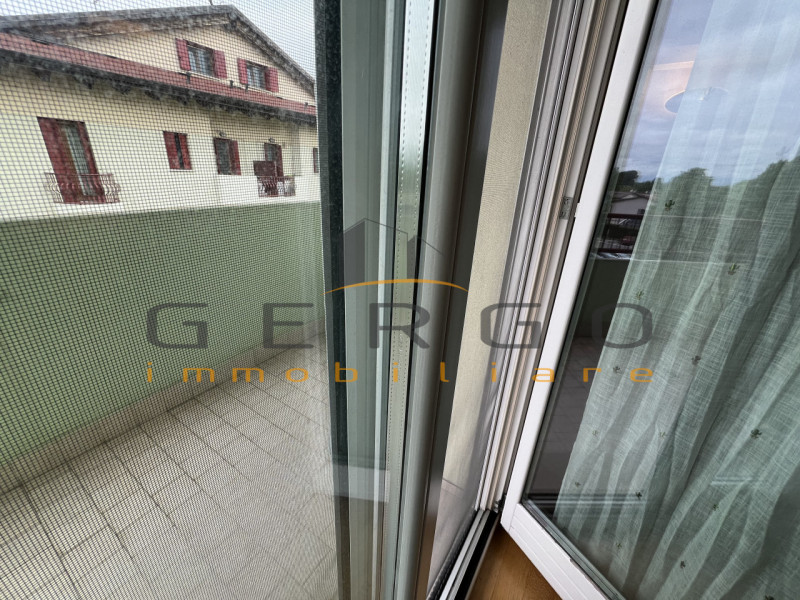 (Per INFO Cristina 3389226442) NON PER STUDENTI. A Padova, vicinanze capolinea sud del tram, con ...